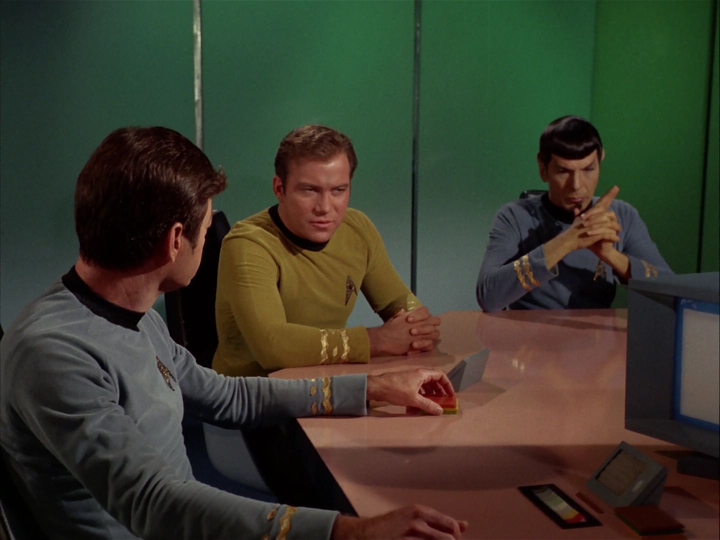 ariane179254_StarTrek_2x20_ReturnToTomorrow_1265.jpg