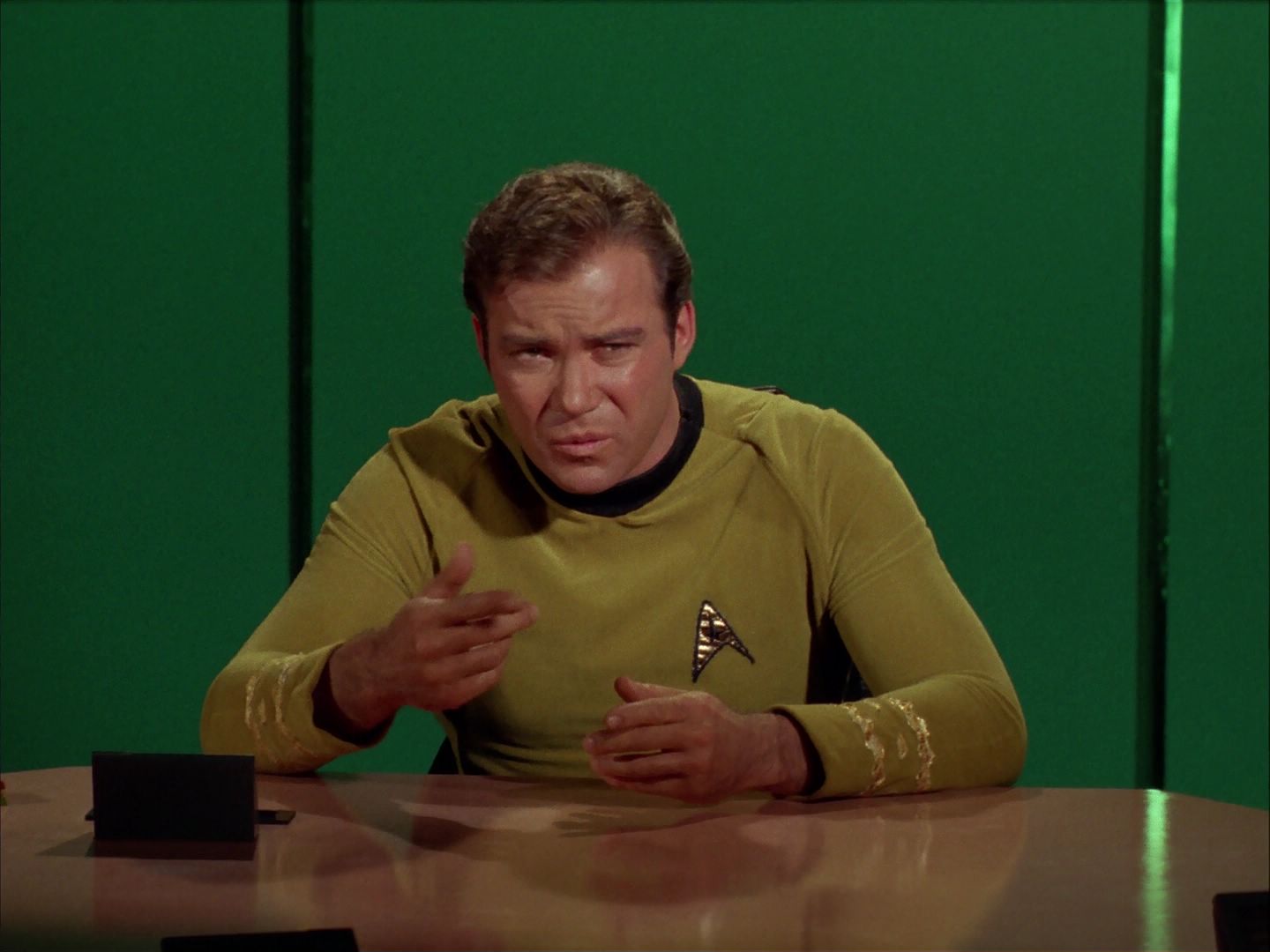 ariane179254_StarTrek_2x20_ReturnToTomorrow_1277.jpg