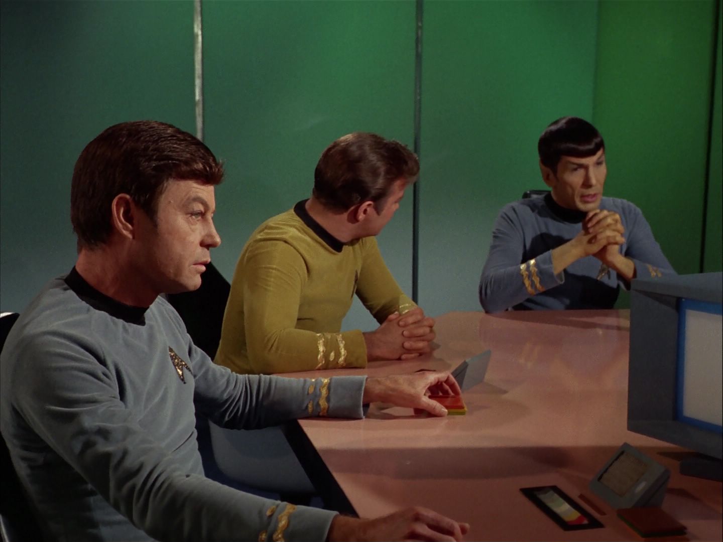 ariane179254_StarTrek_2x20_ReturnToTomorrow_1298.jpg