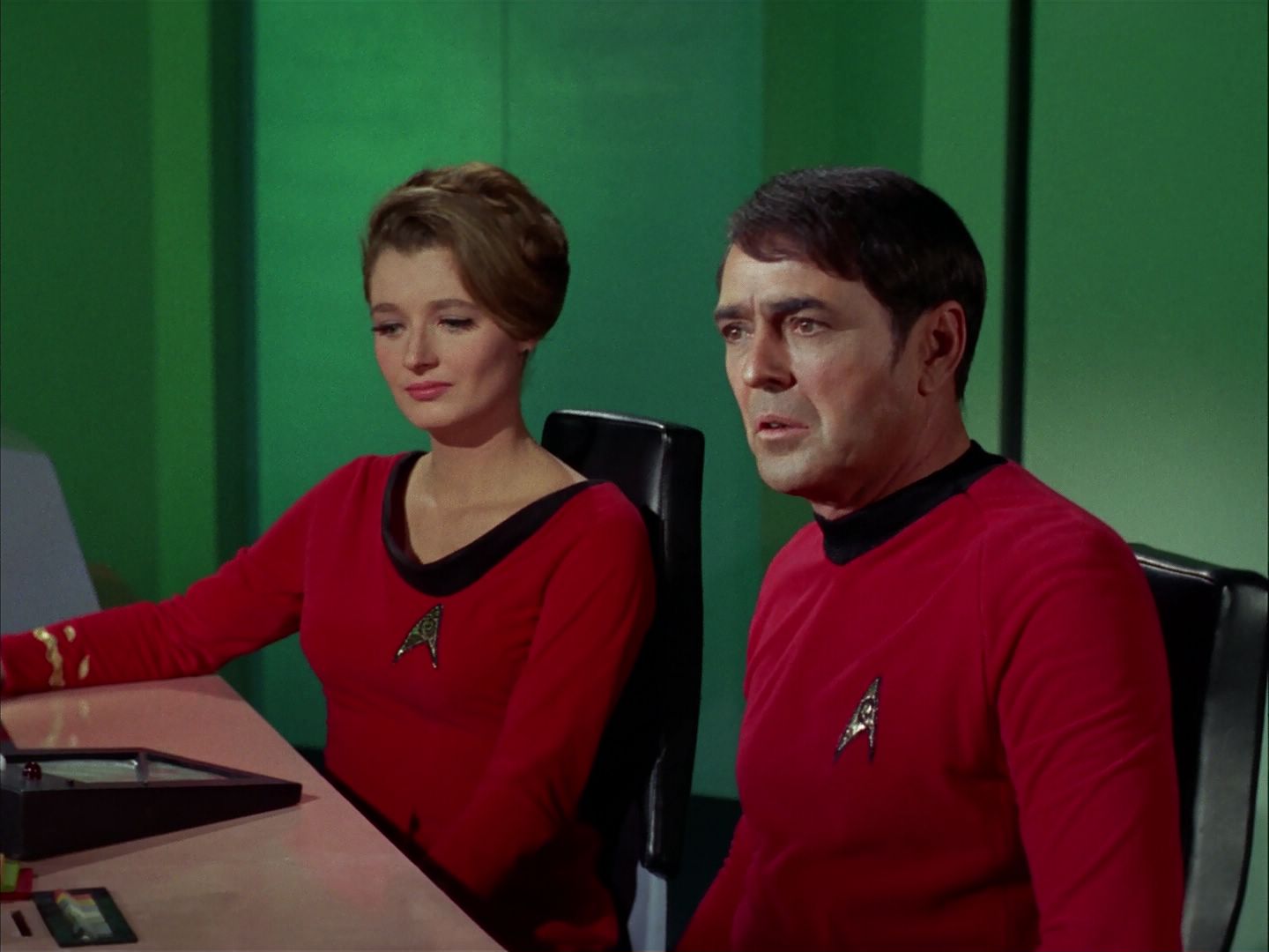ariane179254_StarTrek_2x20_ReturnToTomorrow_1314.jpg