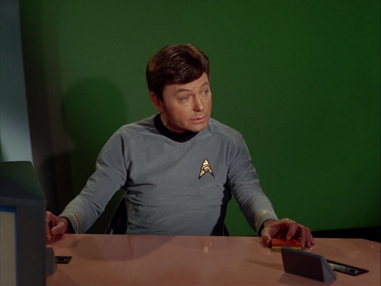 ariane179254_StarTrek_2x20_ReturnToTomorrow_1330.jpg
