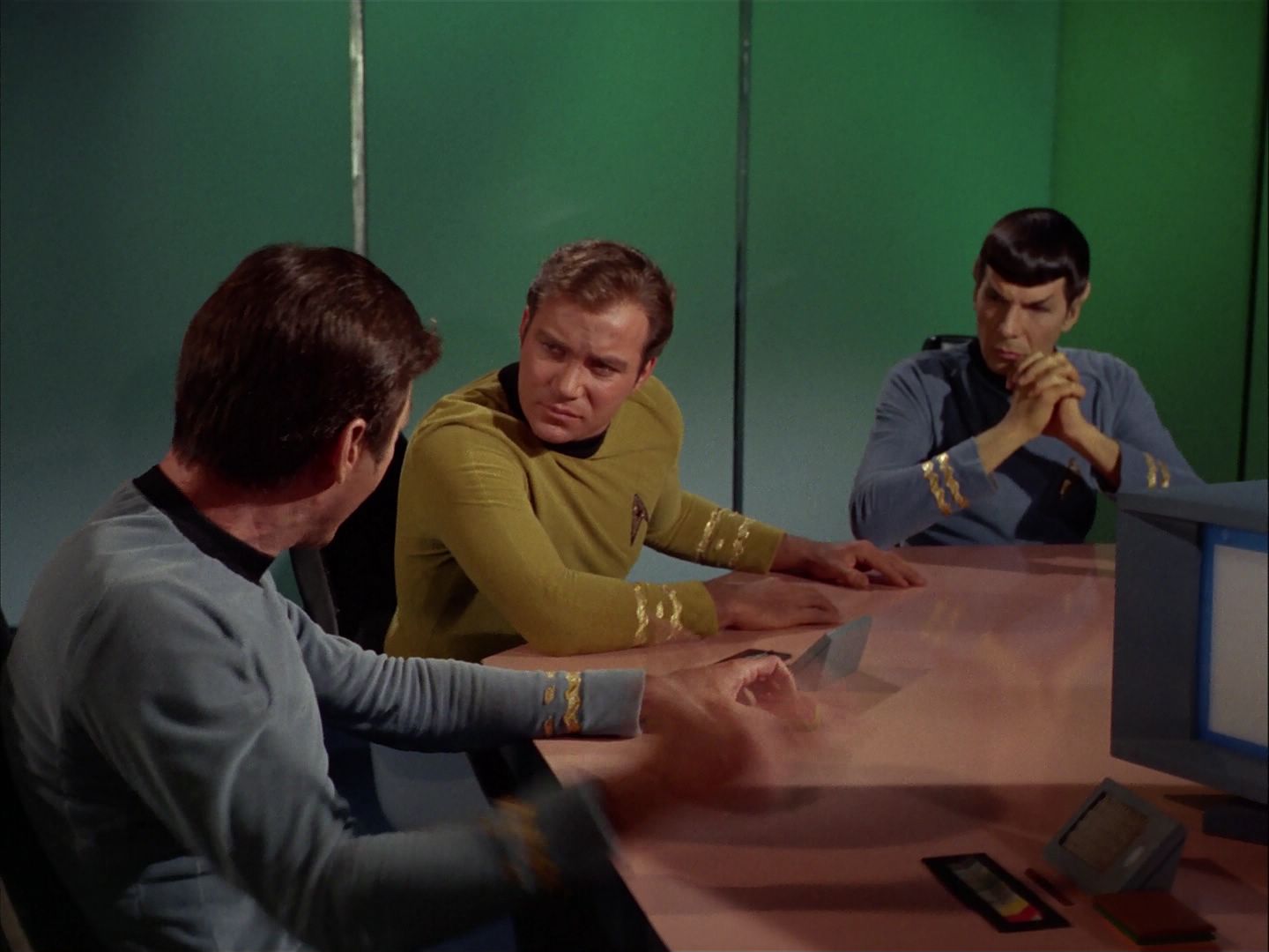 ariane179254_StarTrek_2x20_ReturnToTomorrow_1404.jpg
