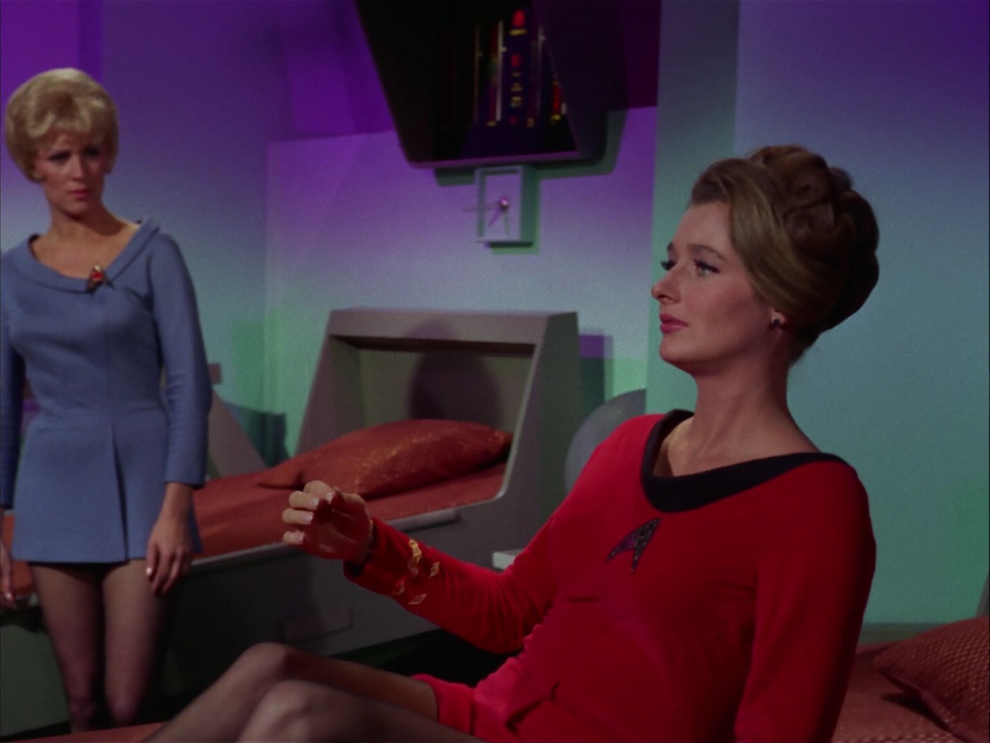 ariane179254_StarTrek_2x20_ReturnToTomorrow_1664.jpg