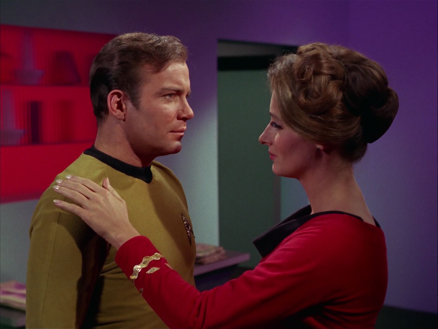 ariane179254_StarTrek_2x20_ReturnToTomorrow_1706.jpg