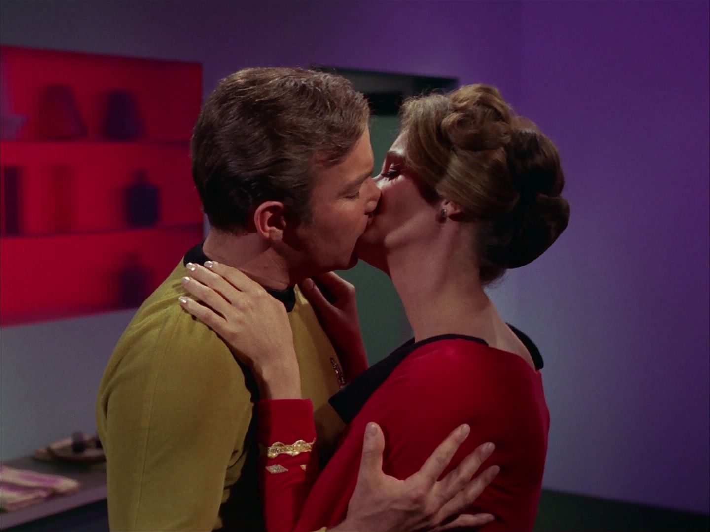 ariane179254_StarTrek_2x20_ReturnToTomorrow_1745.jpg
