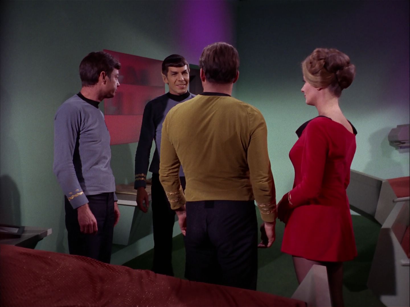 ariane179254_StarTrek_2x20_ReturnToTomorrow_1764.jpg