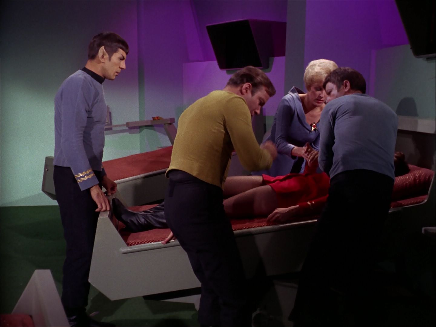 ariane179254_StarTrek_2x20_ReturnToTomorrow_1783.jpg
