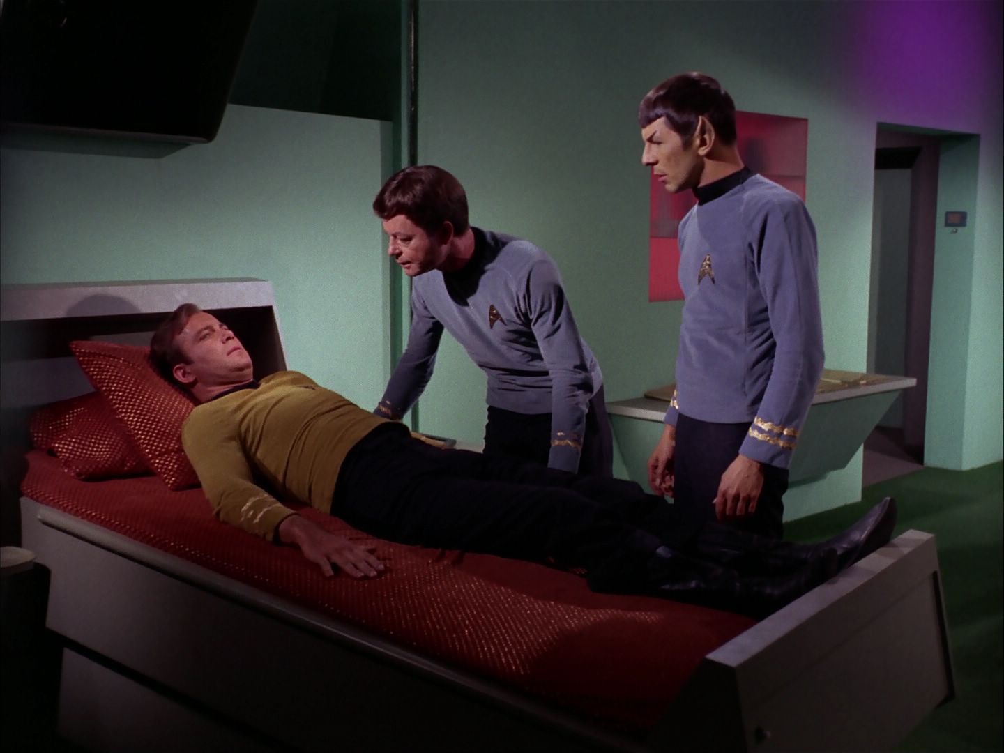 ariane179254_StarTrek_2x20_ReturnToTomorrow_1801.jpg