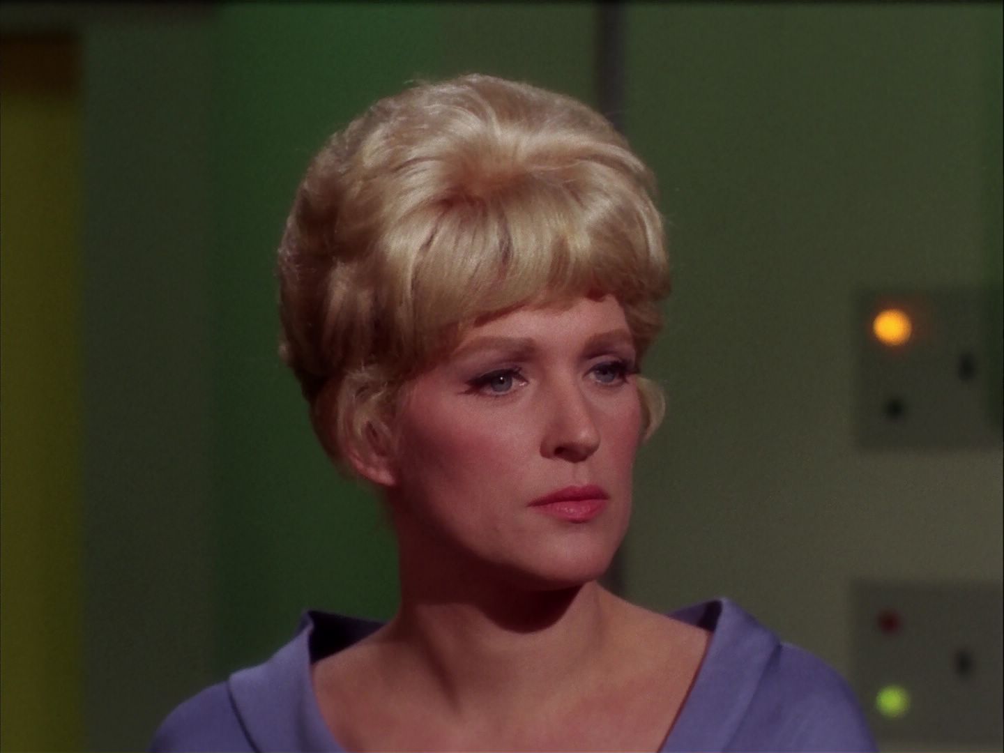 ariane179254_StarTrek_2x20_ReturnToTomorrow_1876.jpg