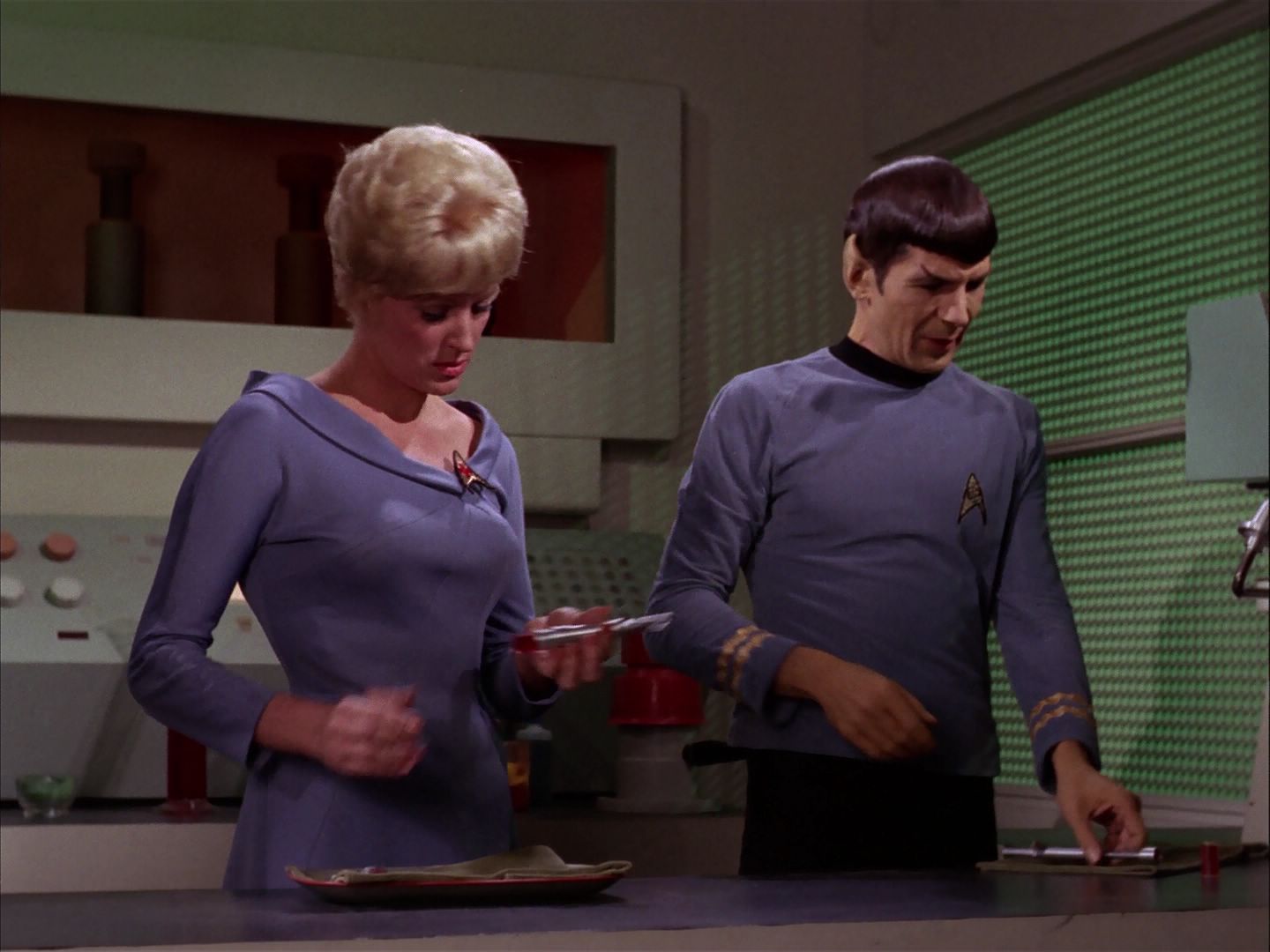 ariane179254_StarTrek_2x20_ReturnToTomorrow_1897.jpg