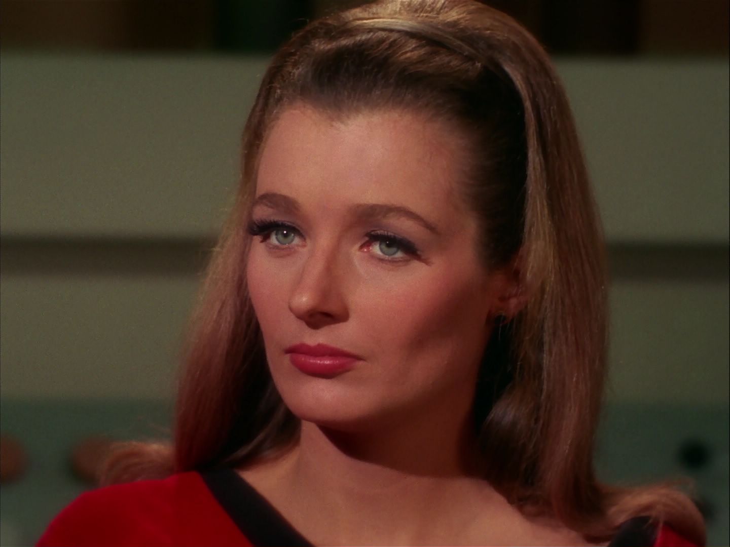 ariane179254_StarTrek_2x20_ReturnToTomorrow_2183.jpg