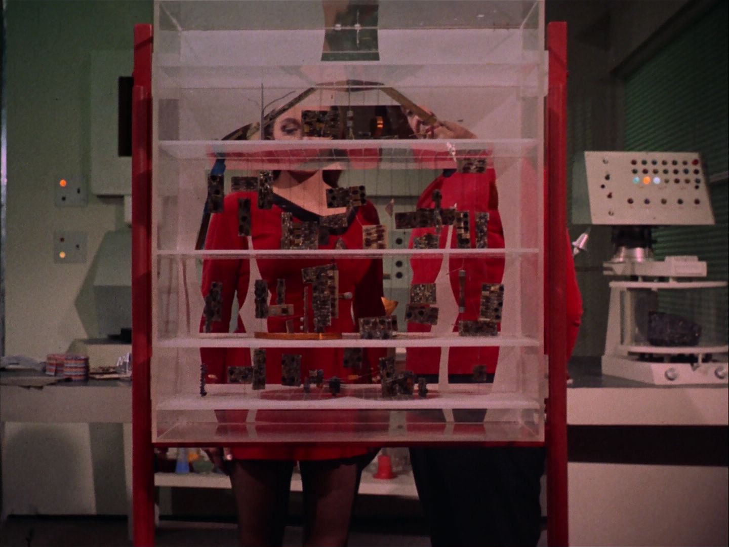ariane179254_StarTrek_2x20_ReturnToTomorrow_2215.jpg