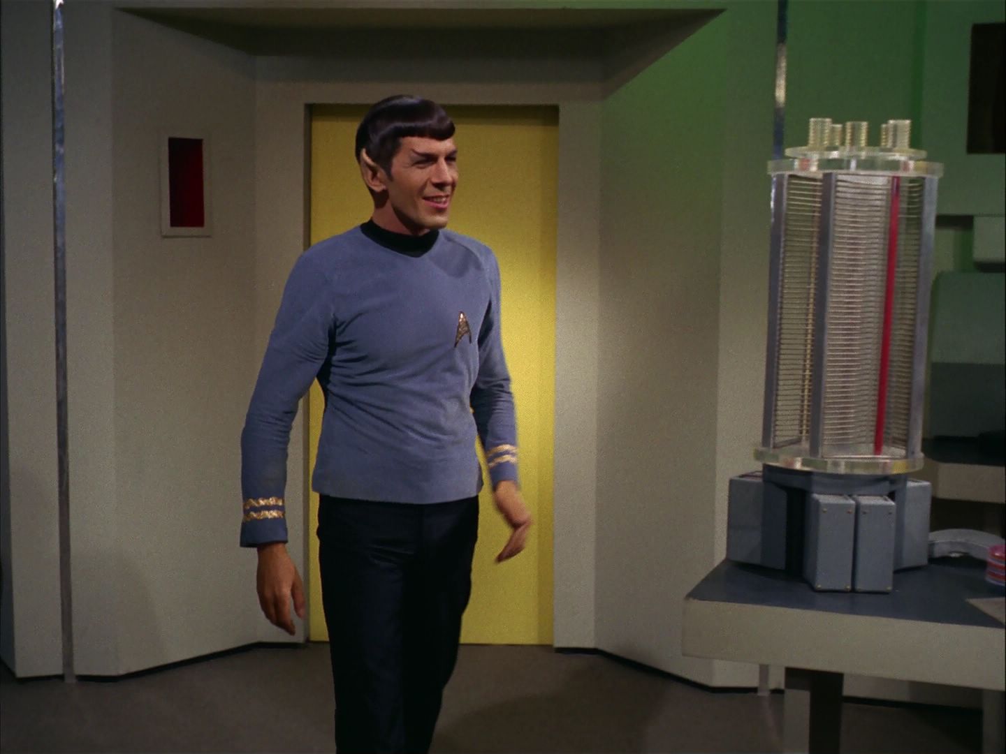 ariane179254_StarTrek_2x20_ReturnToTomorrow_2241.jpg