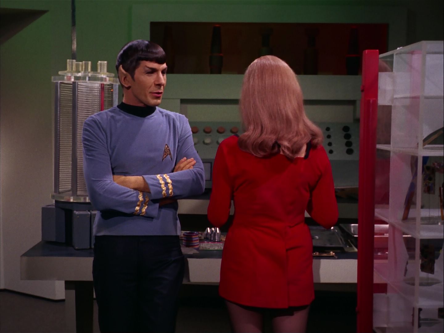 ariane179254_StarTrek_2x20_ReturnToTomorrow_2248.jpg
