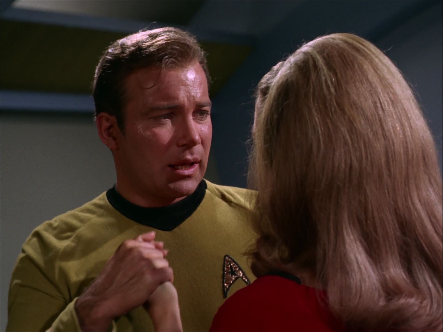 ariane179254_StarTrek_2x20_ReturnToTomorrow_2398.jpg