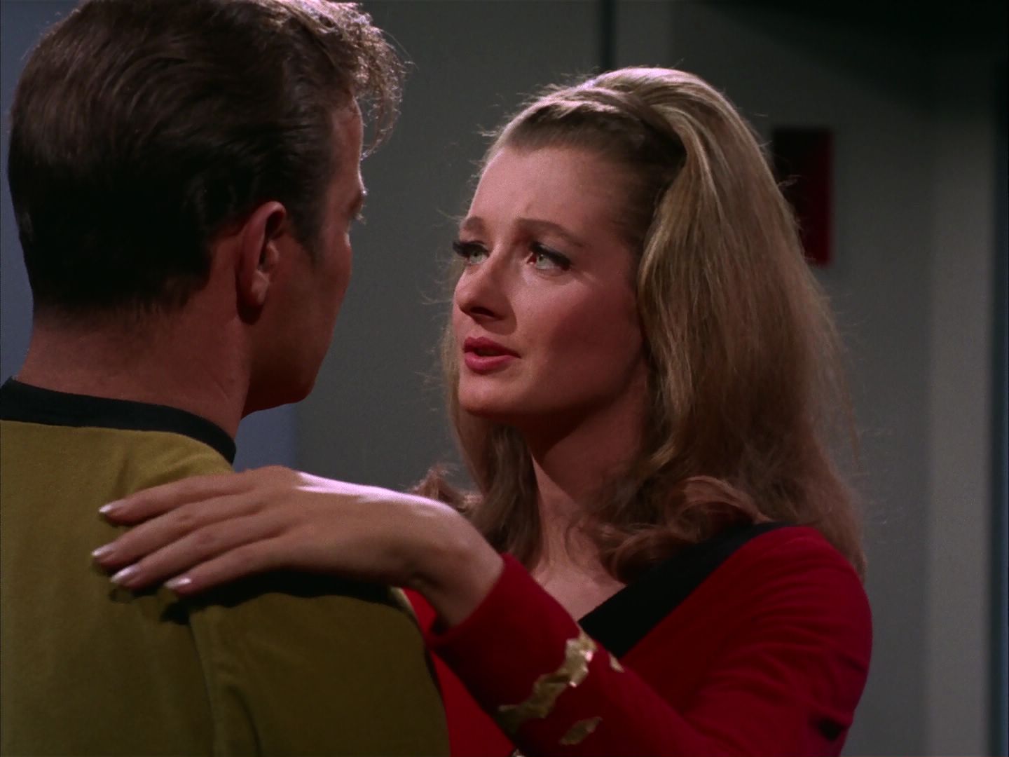 ariane179254_StarTrek_2x20_ReturnToTomorrow_2415.jpg