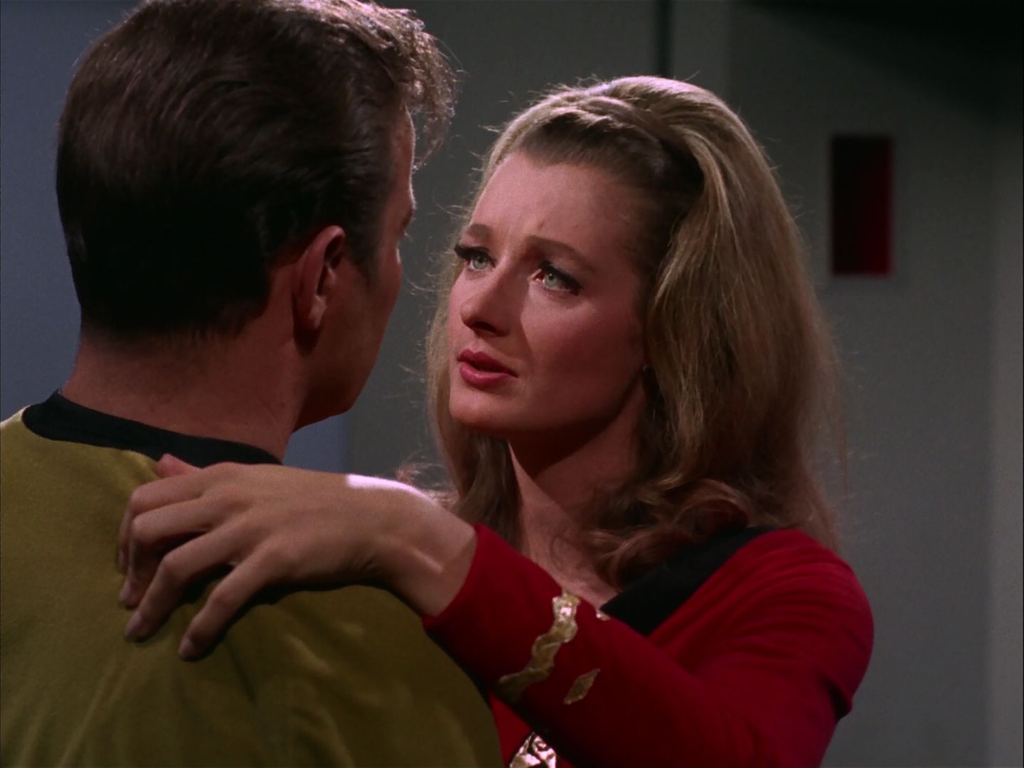 ariane179254_StarTrek_2x20_ReturnToTomorrow_2419.jpg