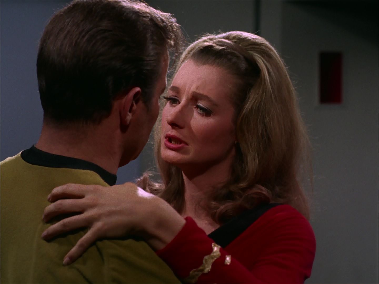 ariane179254_StarTrek_2x20_ReturnToTomorrow_2424.jpg
