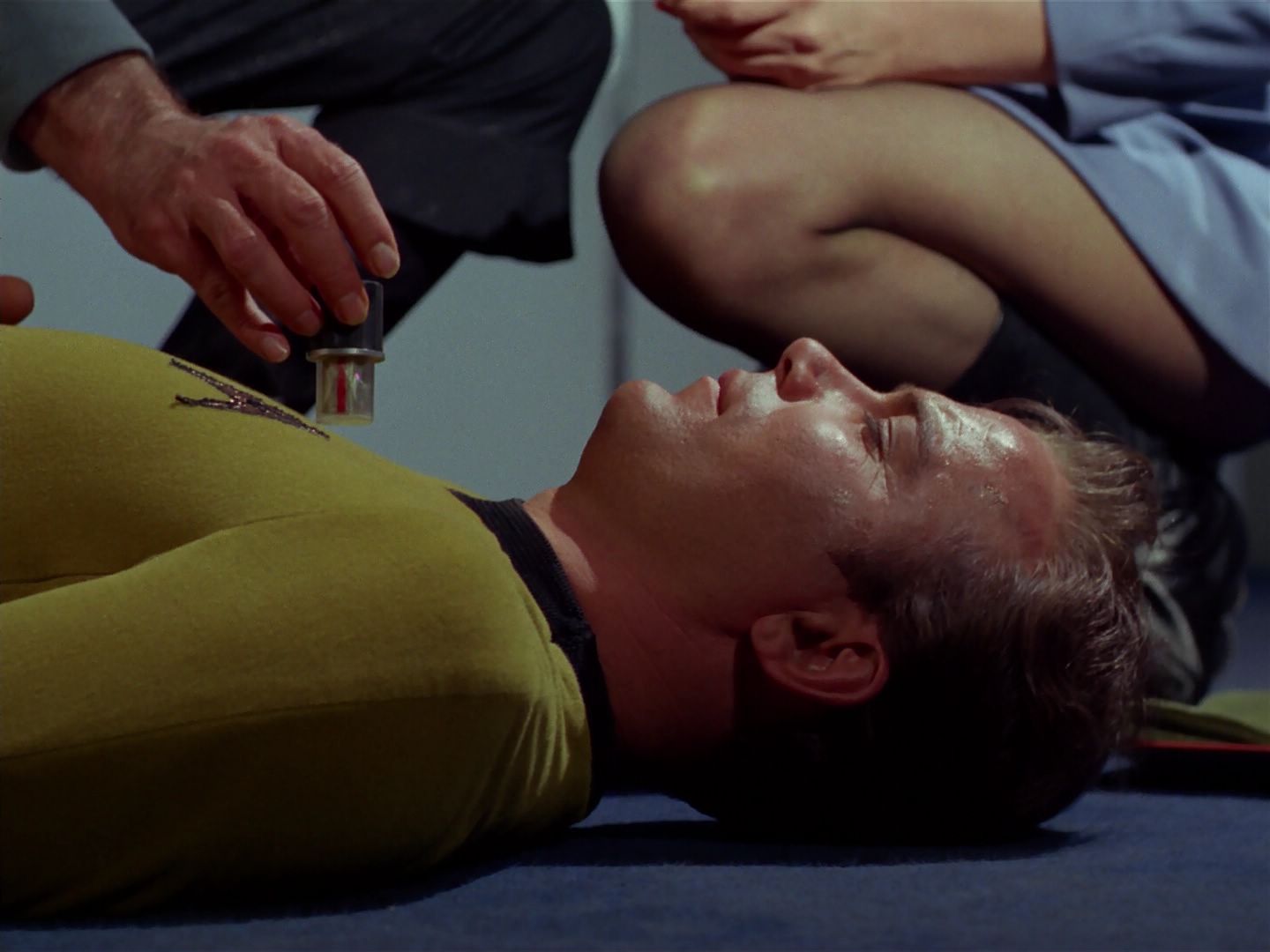 ariane179254_StarTrek_2x20_ReturnToTomorrow_2451.jpg