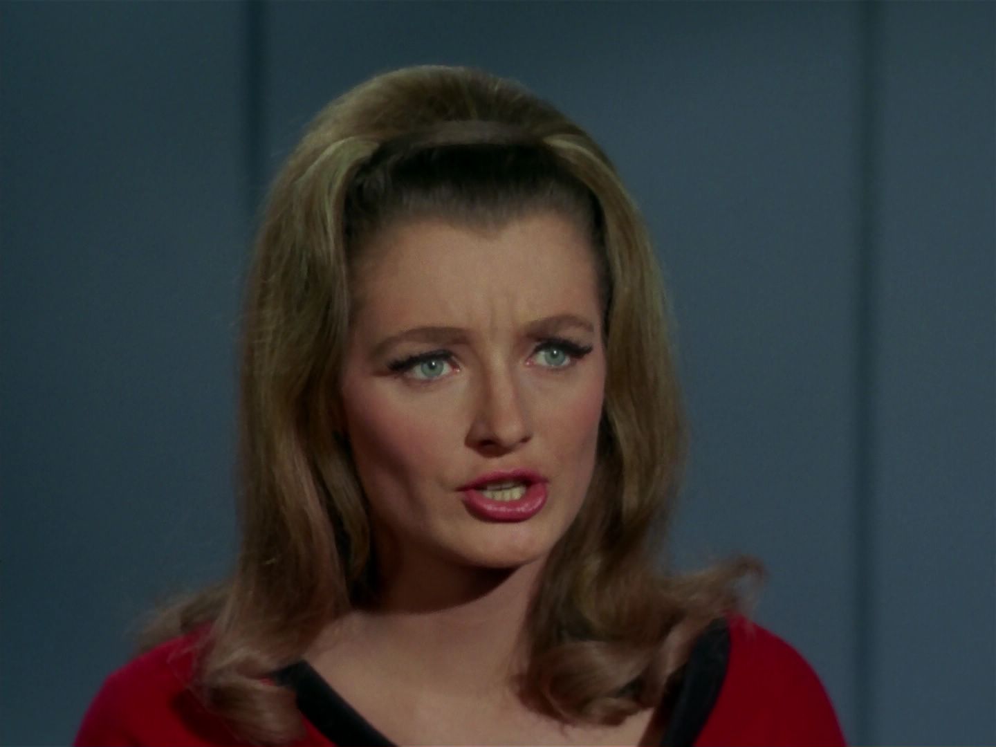 ariane179254_StarTrek_2x20_ReturnToTomorrow_2458.jpg