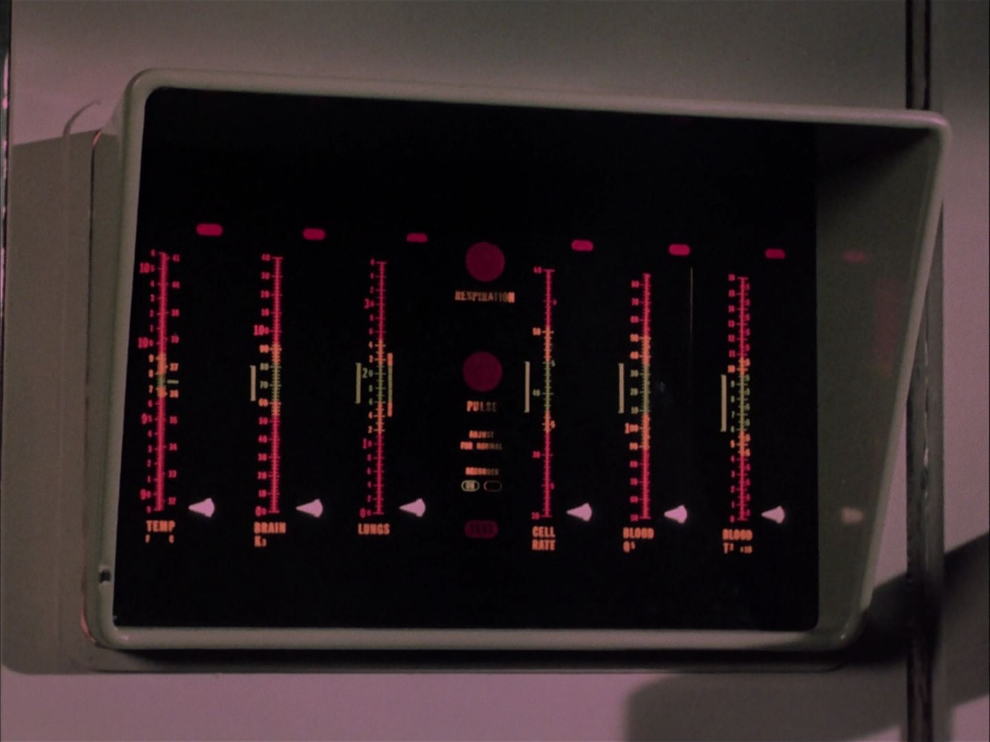 ariane179254_StarTrek_2x20_ReturnToTomorrow_2482.jpg
