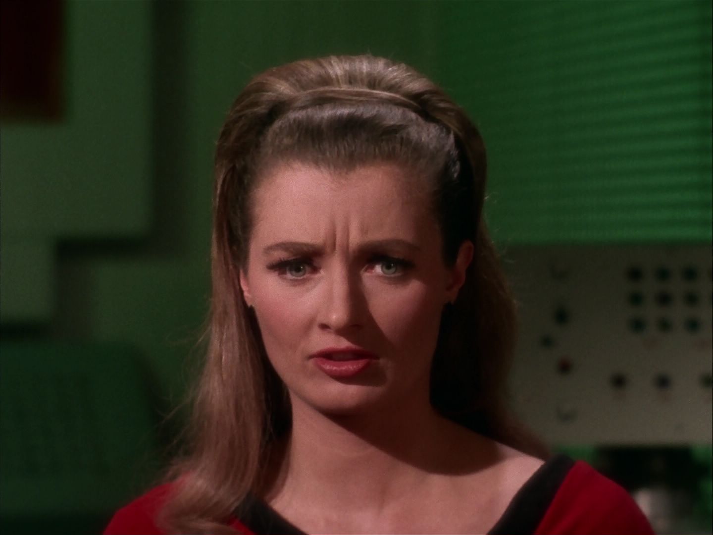 ariane179254_StarTrek_2x20_ReturnToTomorrow_2580.jpg