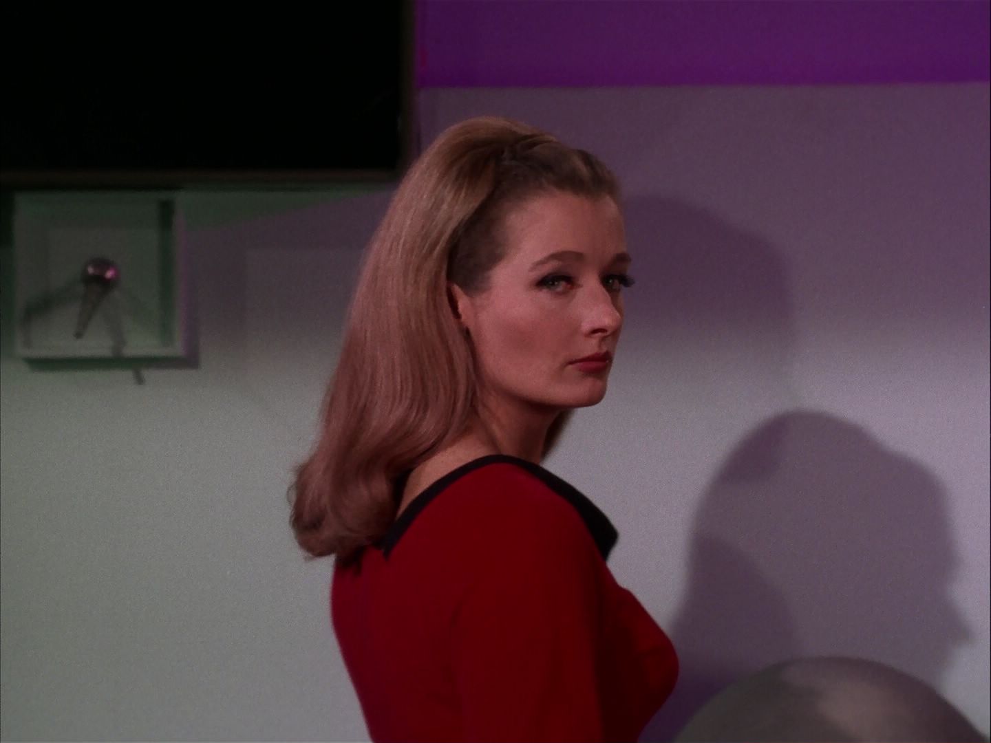 ariane179254_StarTrek_2x20_ReturnToTomorrow_2650.jpg