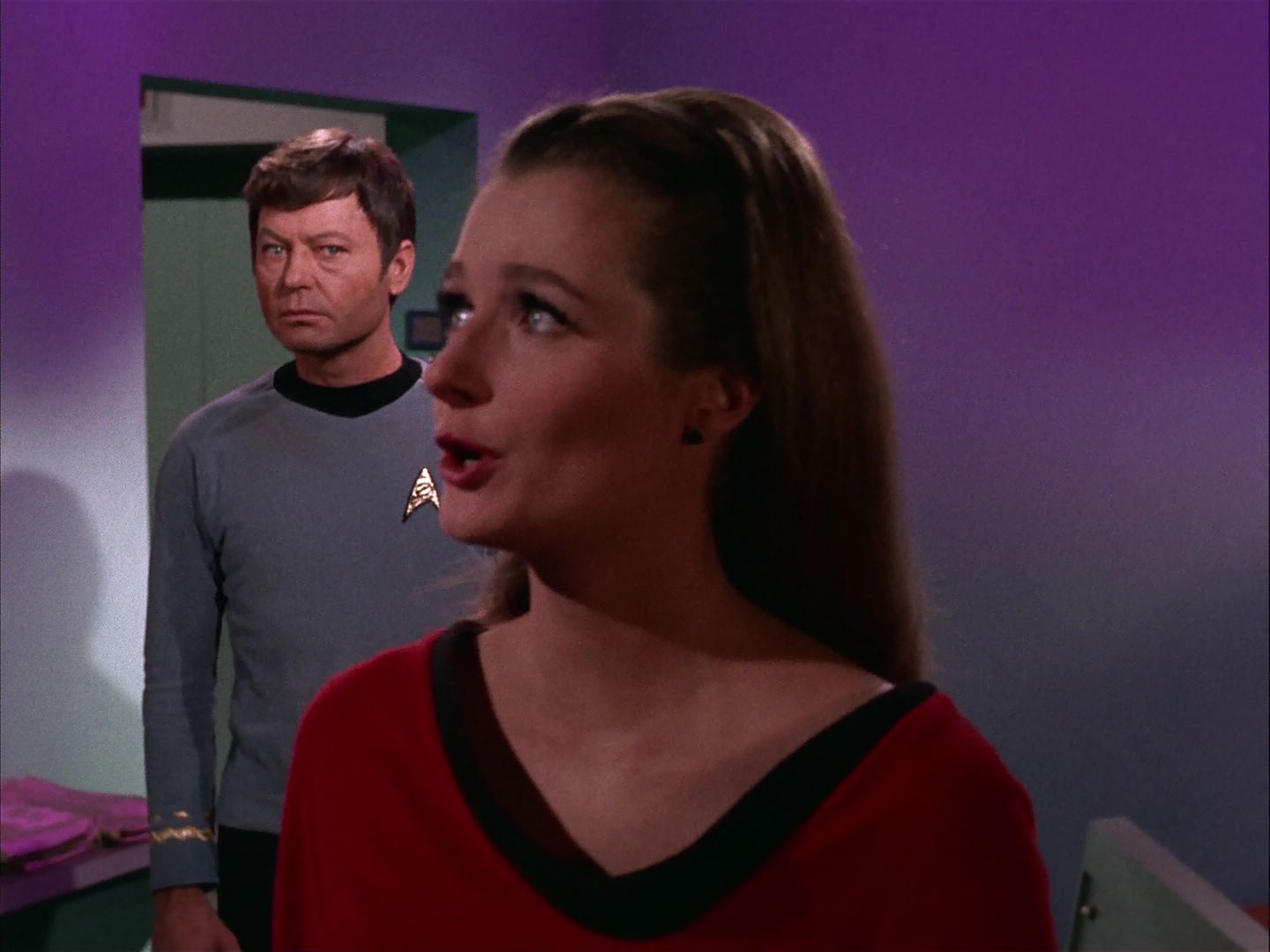 ariane179254_StarTrek_2x20_ReturnToTomorrow_2766.jpg