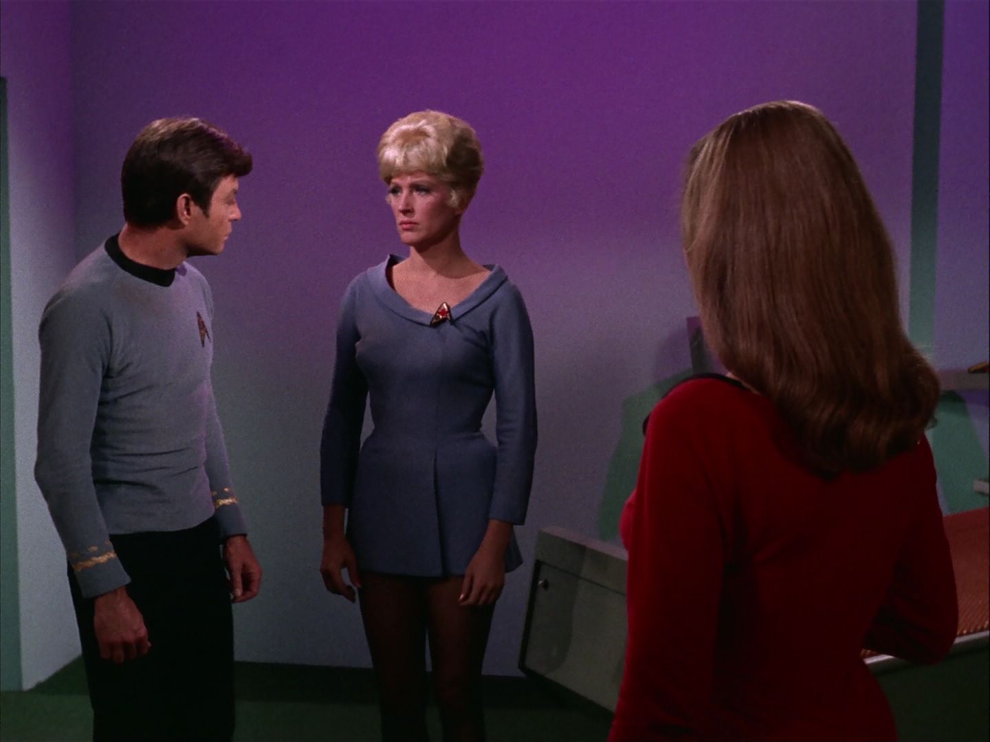 ariane179254_StarTrek_2x20_ReturnToTomorrow_2811.jpg