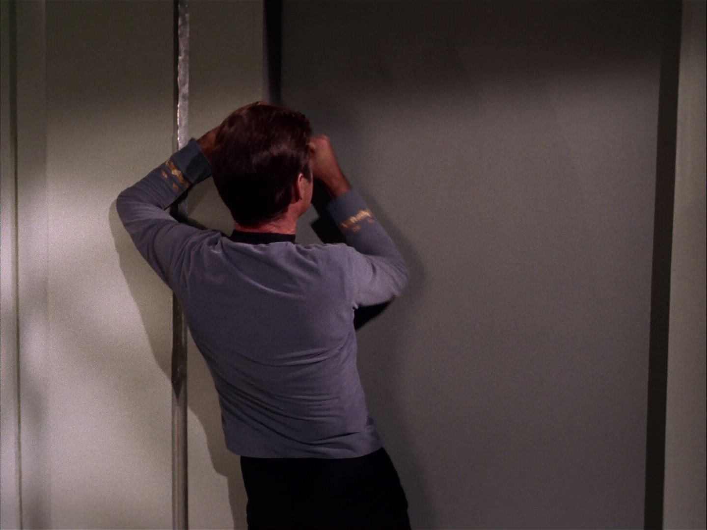 ariane179254_StarTrek_2x20_ReturnToTomorrow_2824.jpg