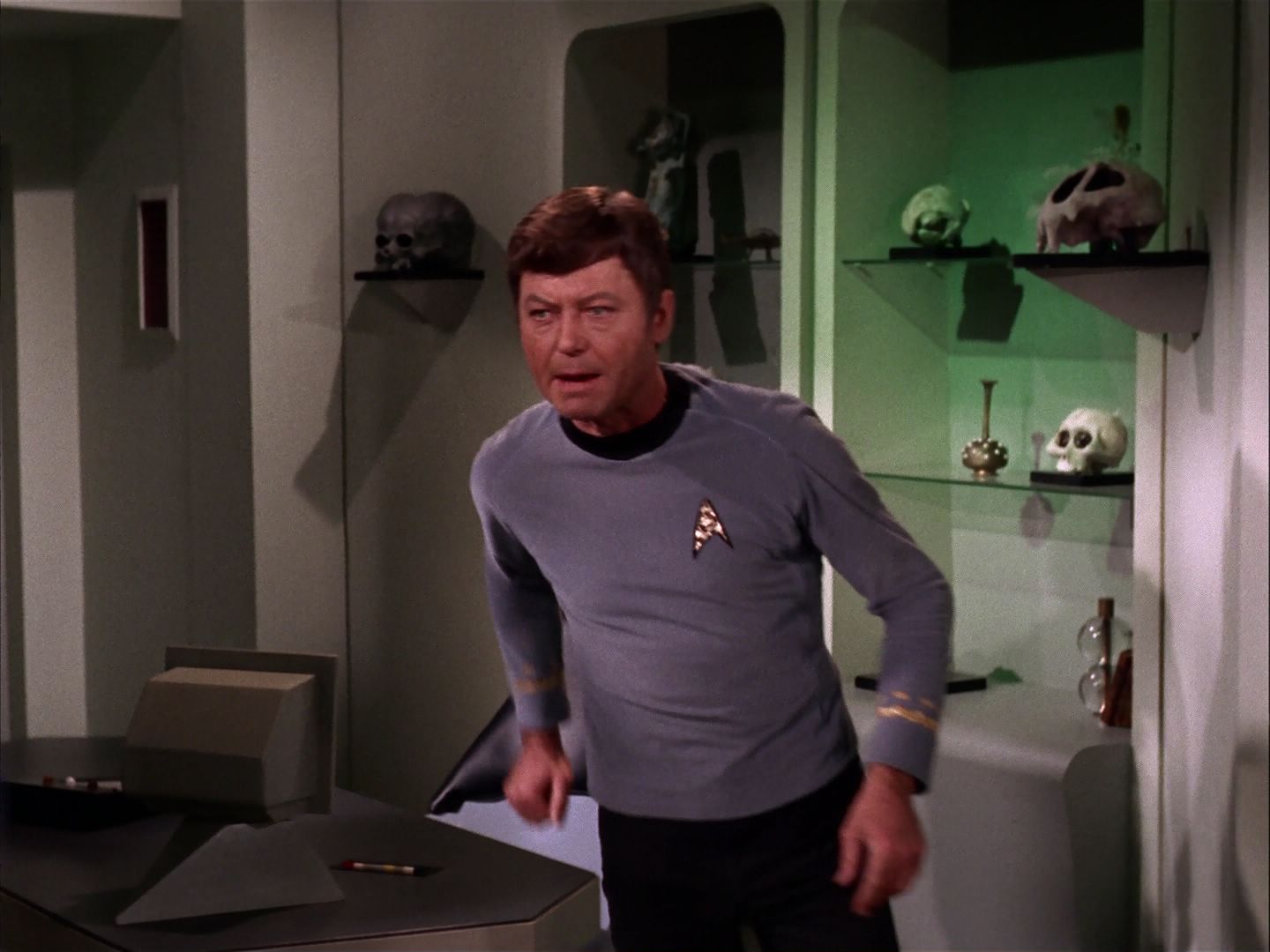 ariane179254_StarTrek_2x20_ReturnToTomorrow_2840.jpg