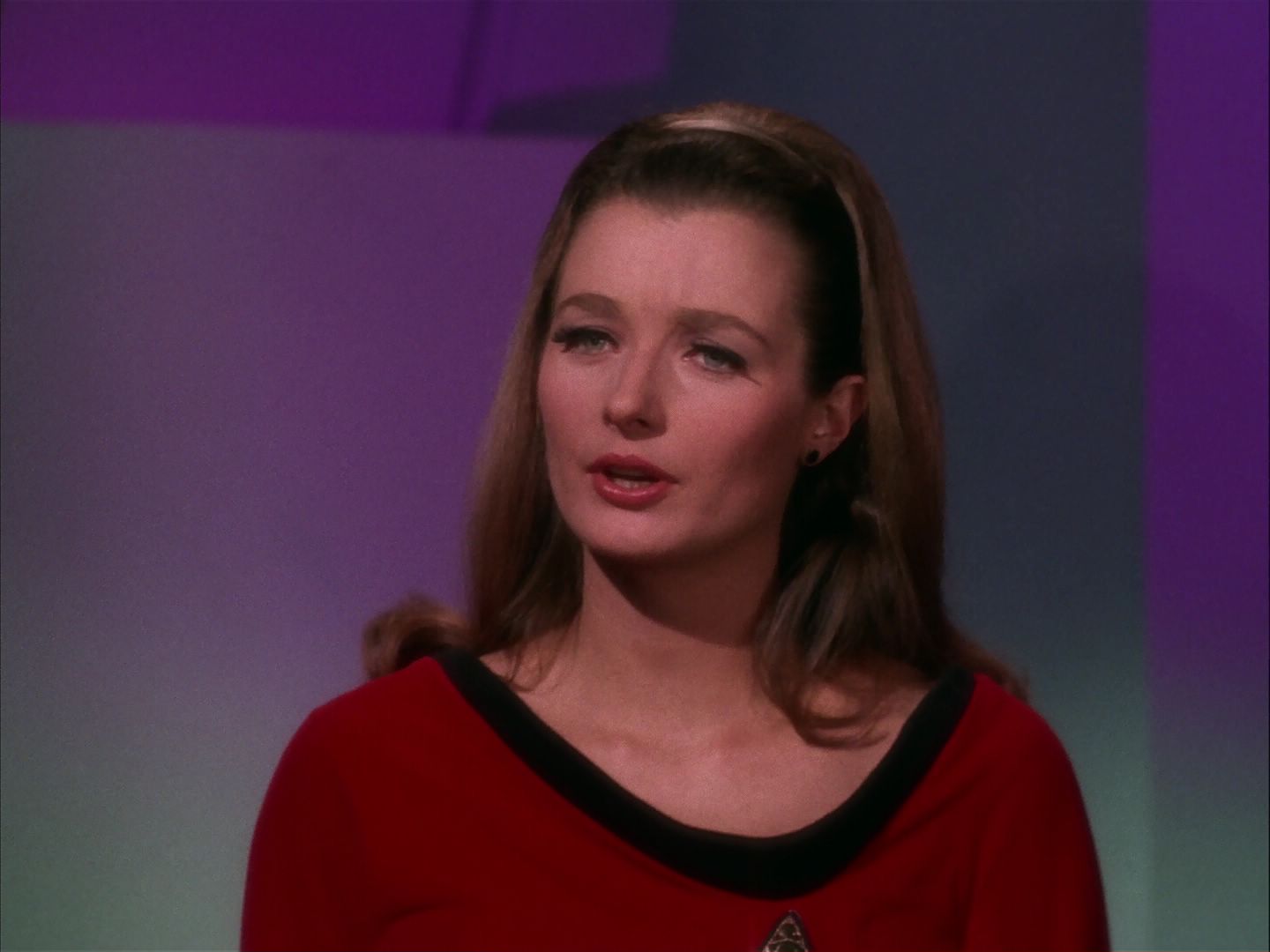 ariane179254_StarTrek_2x20_ReturnToTomorrow_2876.jpg