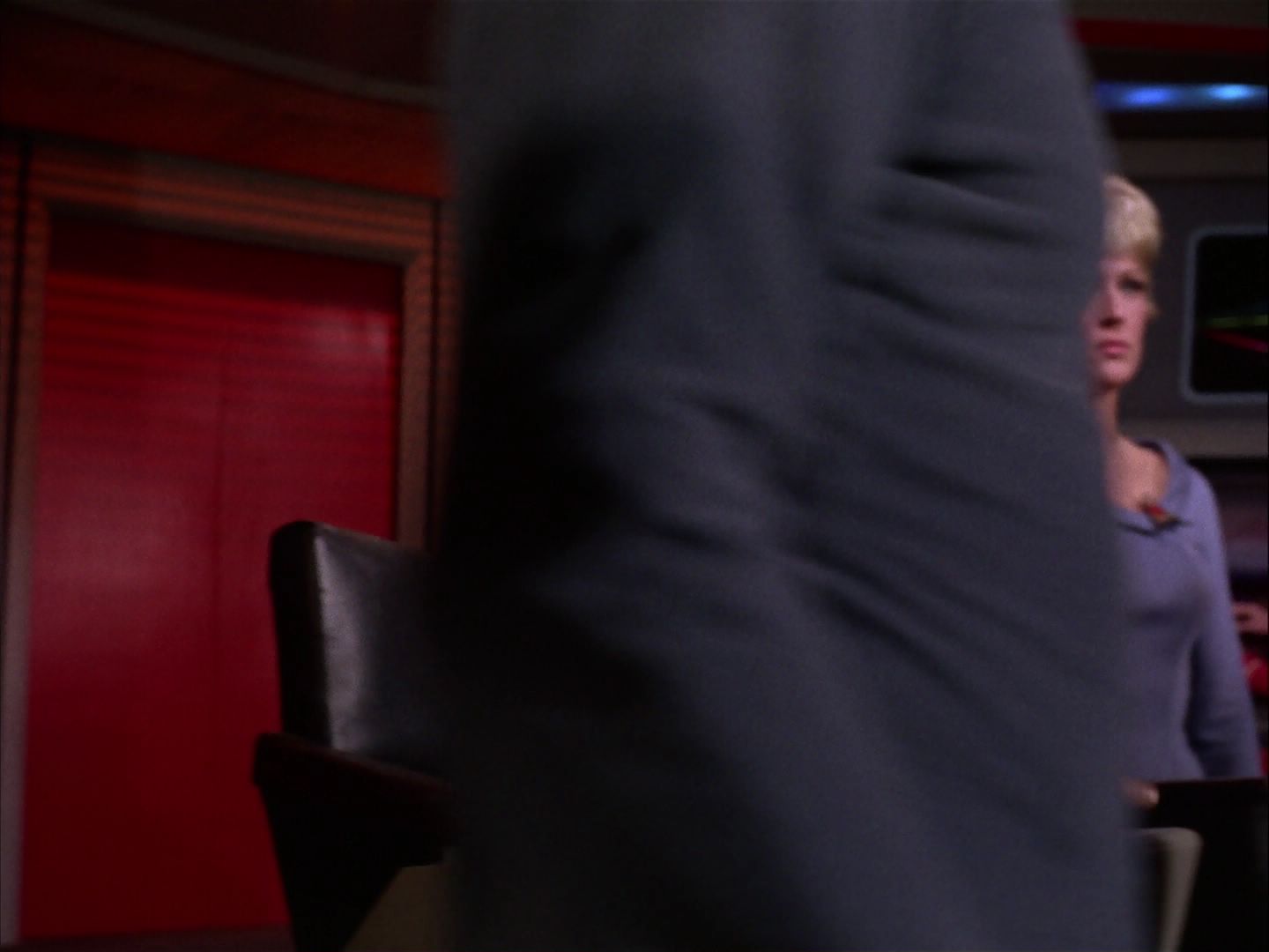 ariane179254_StarTrek_2x20_ReturnToTomorrow_2937.jpg