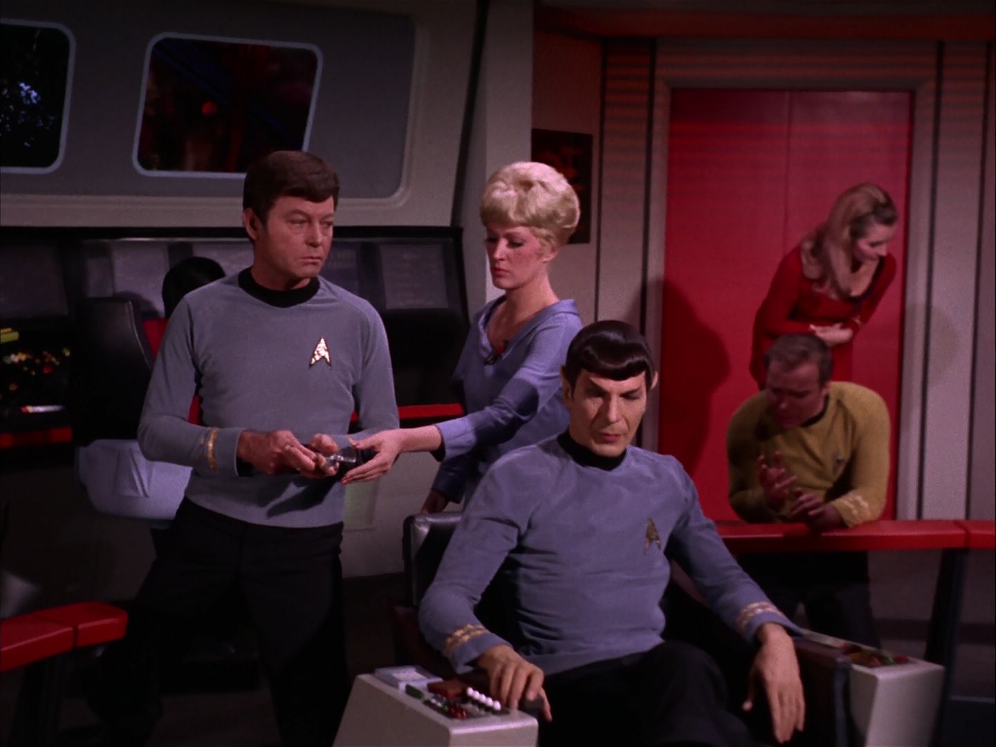 ariane179254_StarTrek_2x20_ReturnToTomorrow_2973.jpg