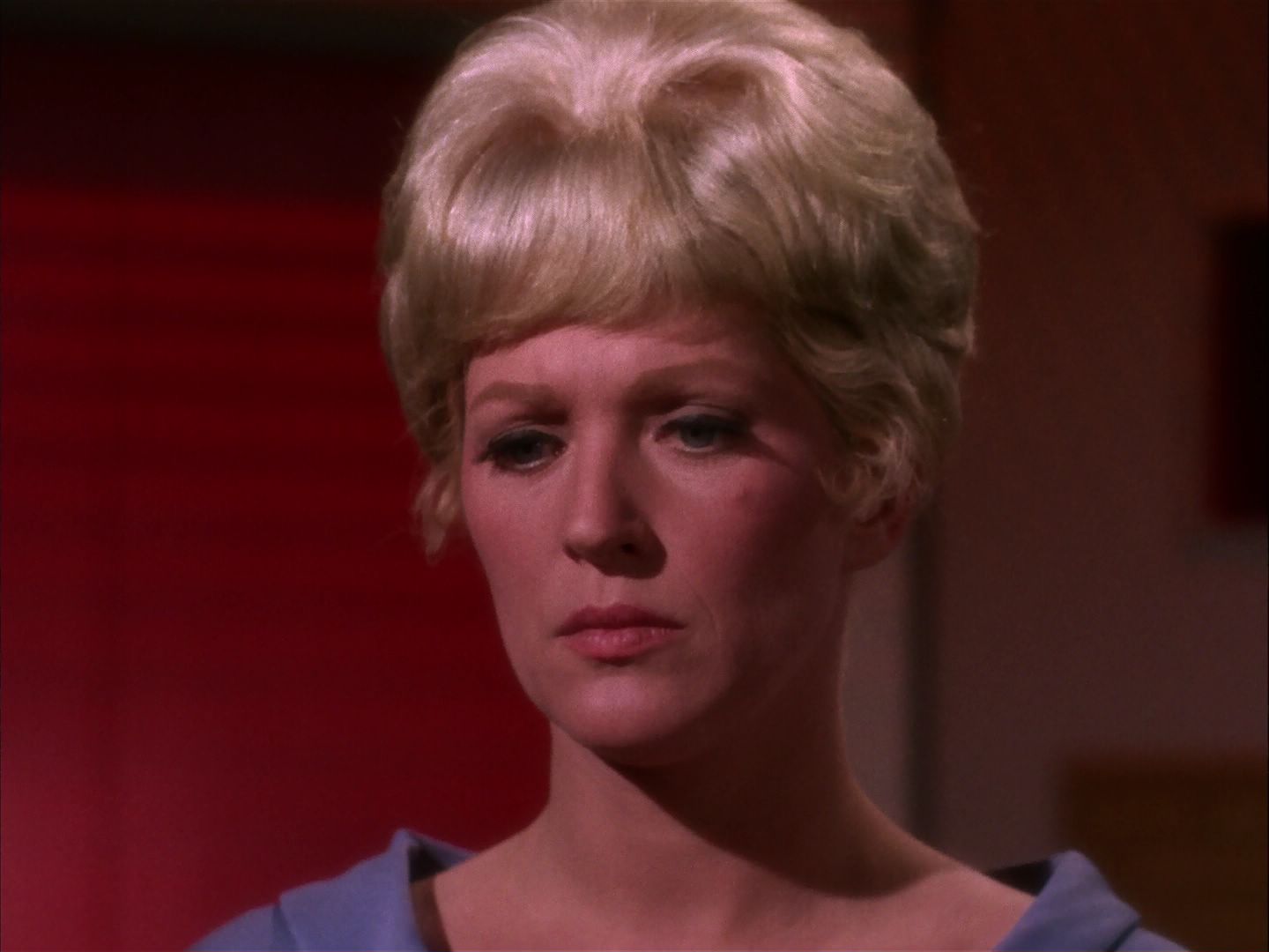 ariane179254_StarTrek_2x20_ReturnToTomorrow_2978.jpg