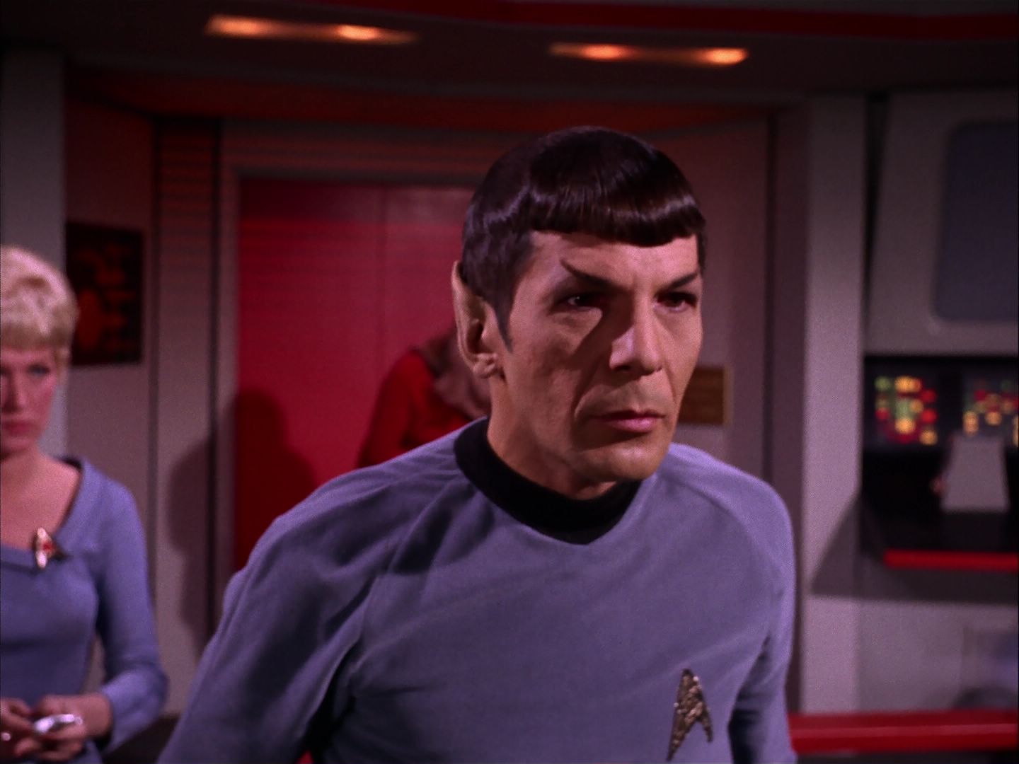 ariane179254_StarTrek_2x20_ReturnToTomorrow_2983.jpg