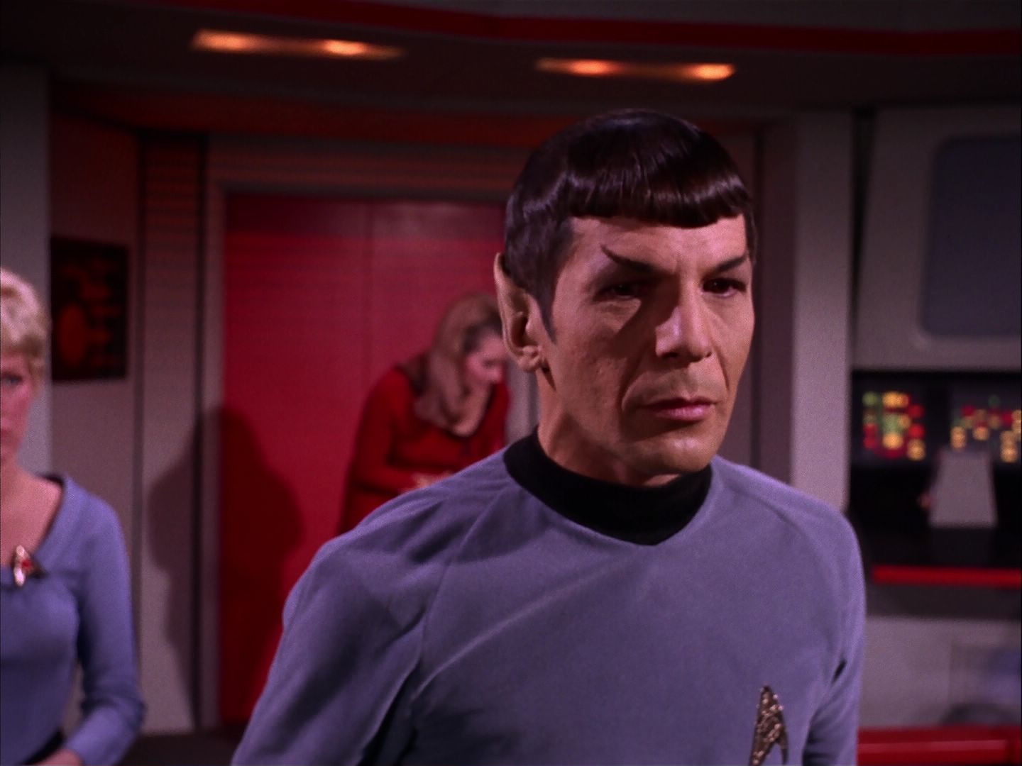 ariane179254_StarTrek_2x20_ReturnToTomorrow_2986.jpg