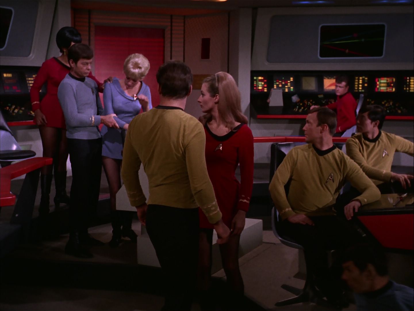 ariane179254_StarTrek_2x20_ReturnToTomorrow_3061.jpg