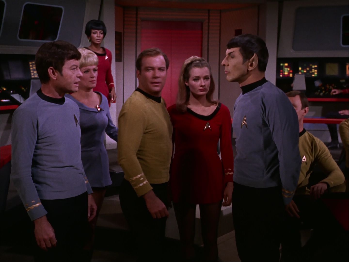 ariane179254_StarTrek_2x20_ReturnToTomorrow_3067.jpg
