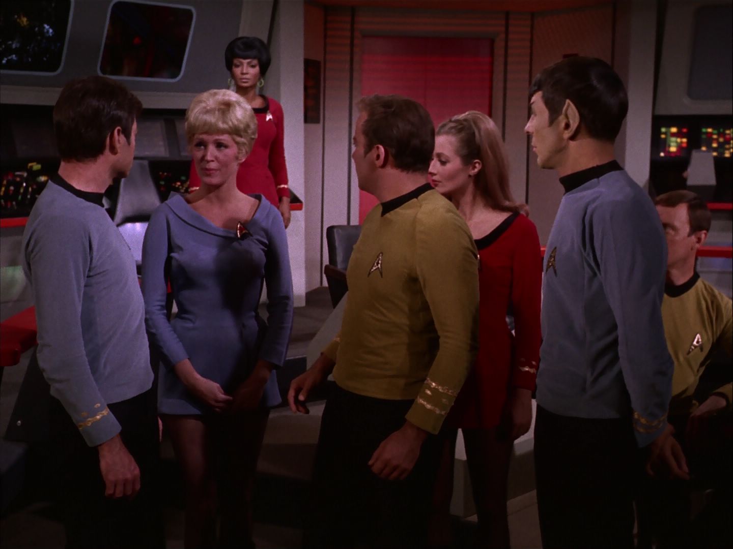 ariane179254_StarTrek_2x20_ReturnToTomorrow_3101.jpg