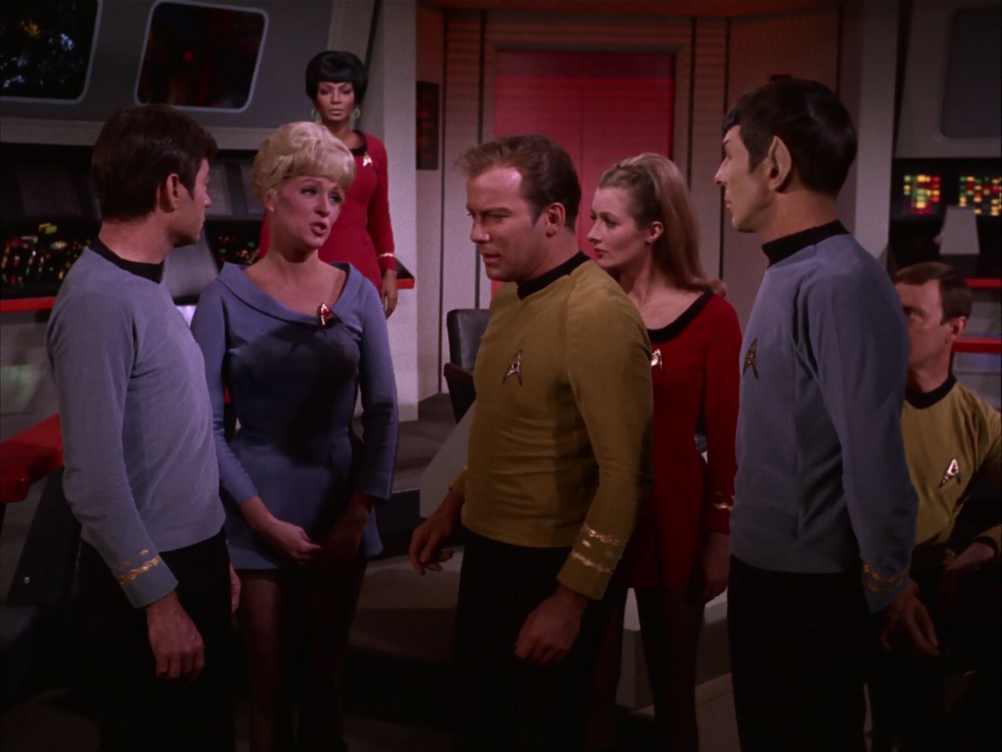 ariane179254_StarTrek_2x20_ReturnToTomorrow_3107.jpg