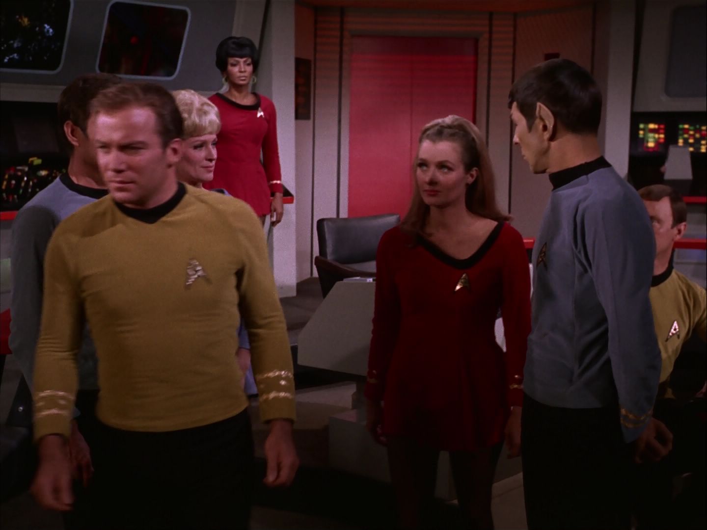 ariane179254_StarTrek_2x20_ReturnToTomorrow_3141.jpg