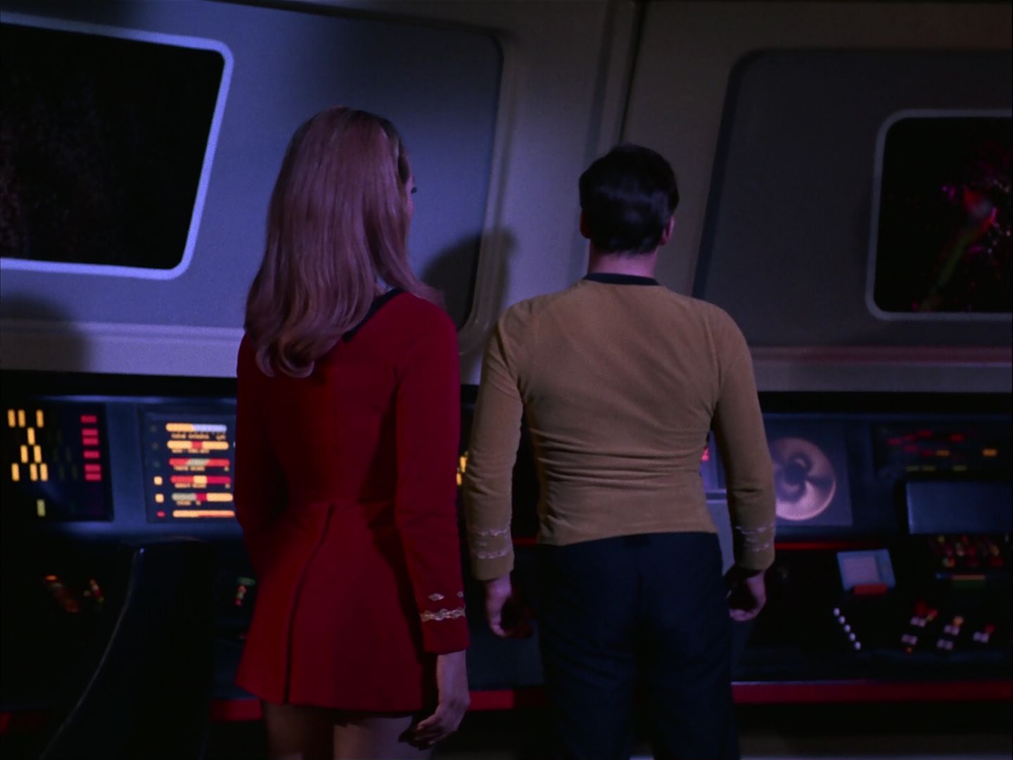 ariane179254_StarTrek_2x20_ReturnToTomorrow_3150.jpg
