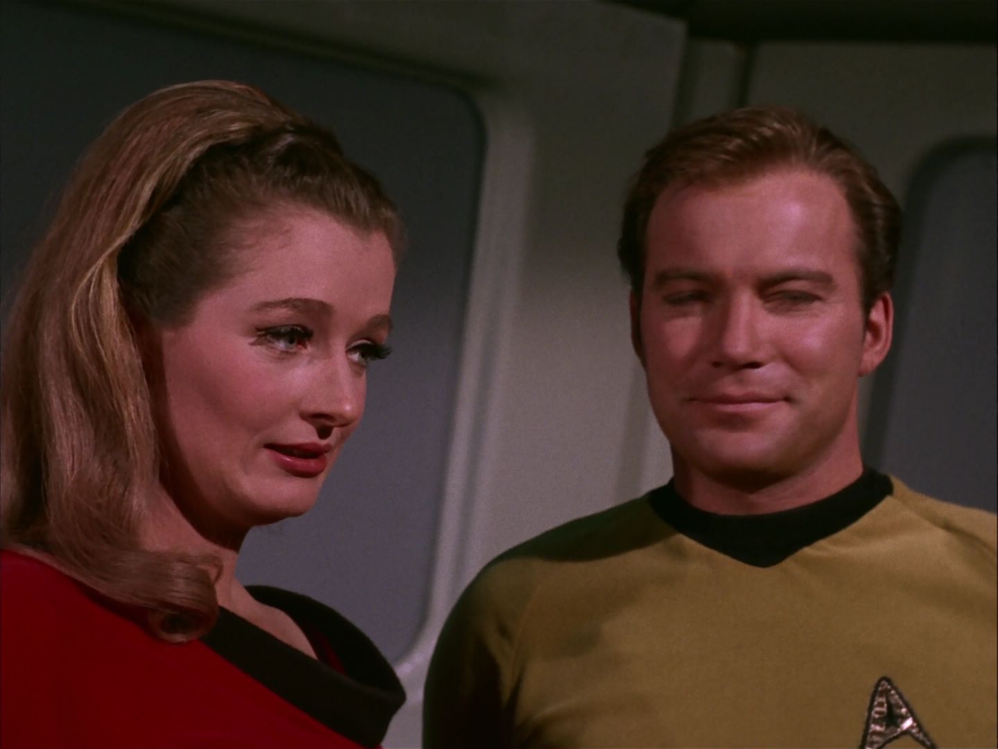 ariane179254_StarTrek_2x20_ReturnToTomorrow_3228.jpg