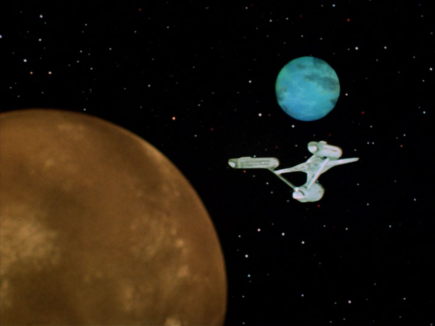 ariane179254_StarTrek_2x21_PatternsOfForce_0006.jpg