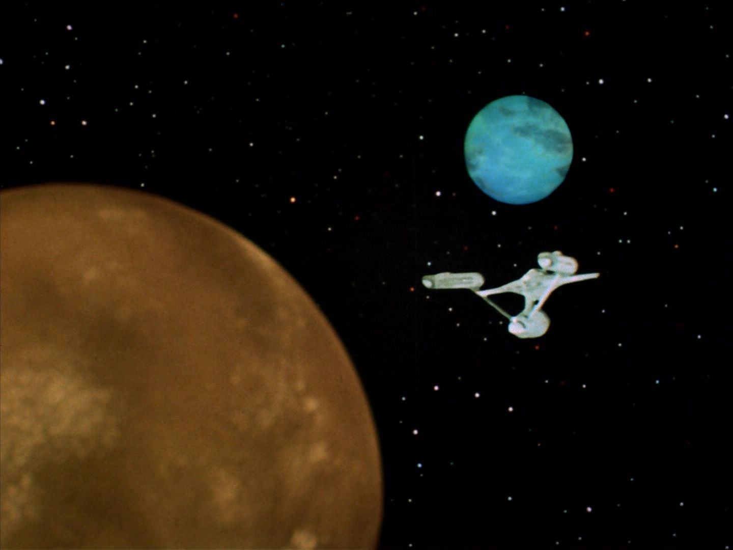 ariane179254_StarTrek_2x21_PatternsOfForce_0008.jpg