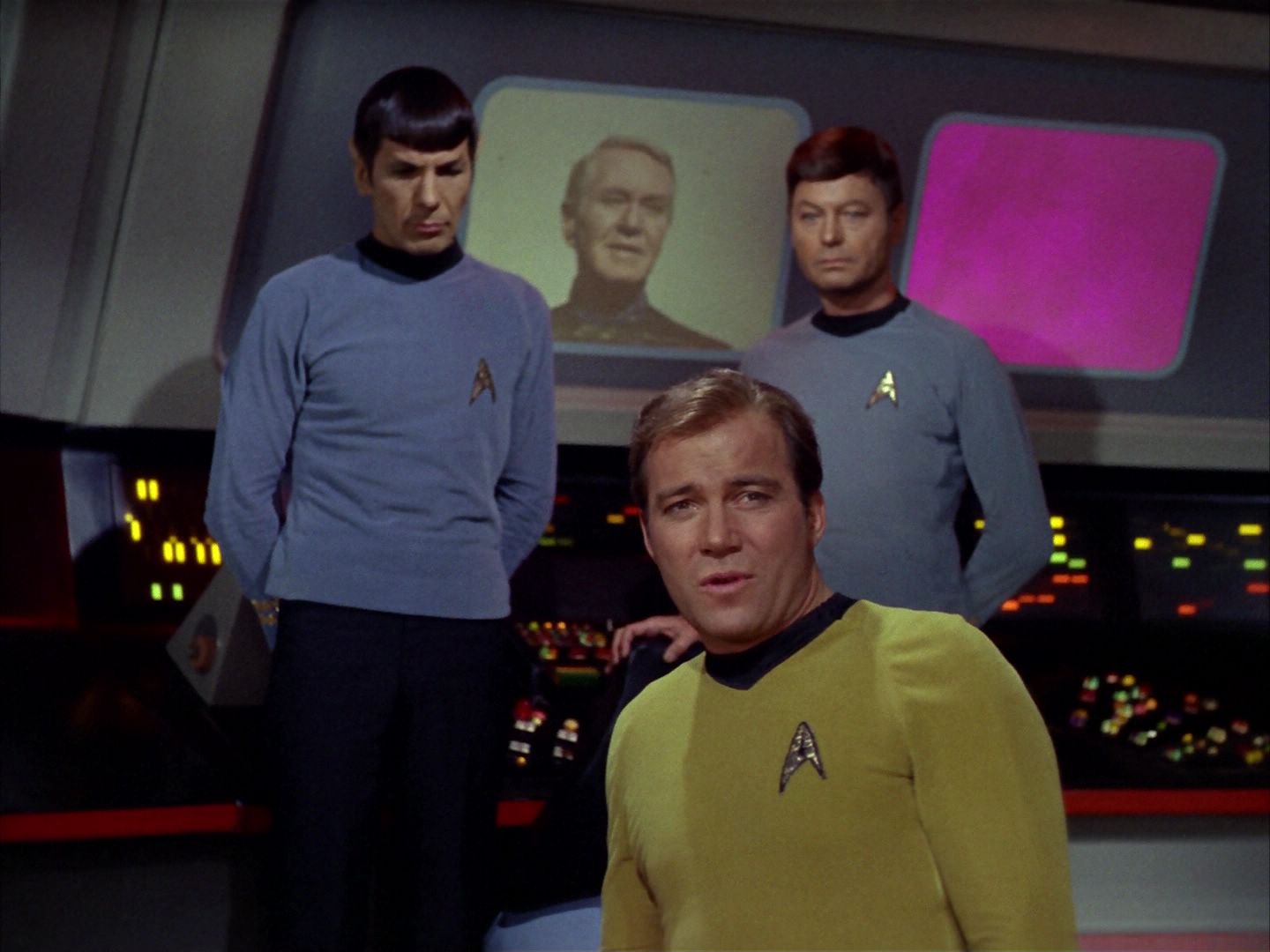 ariane179254_StarTrek_2x21_PatternsOfForce_0040.jpg