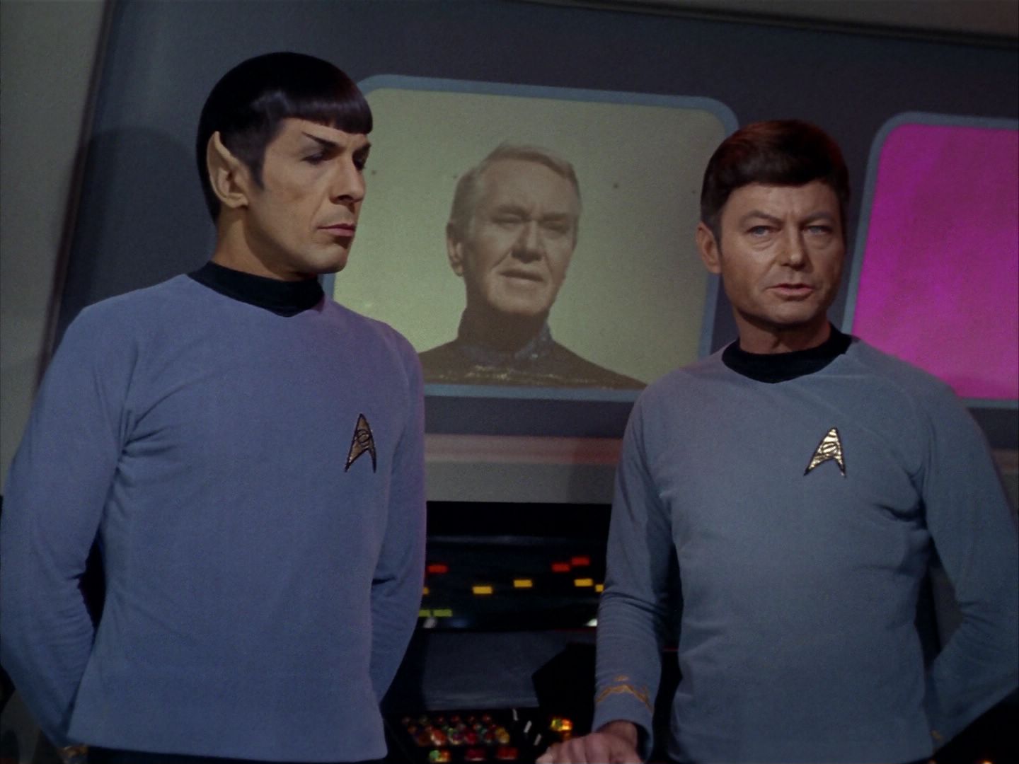 ariane179254_StarTrek_2x21_PatternsOfForce_0230.jpg