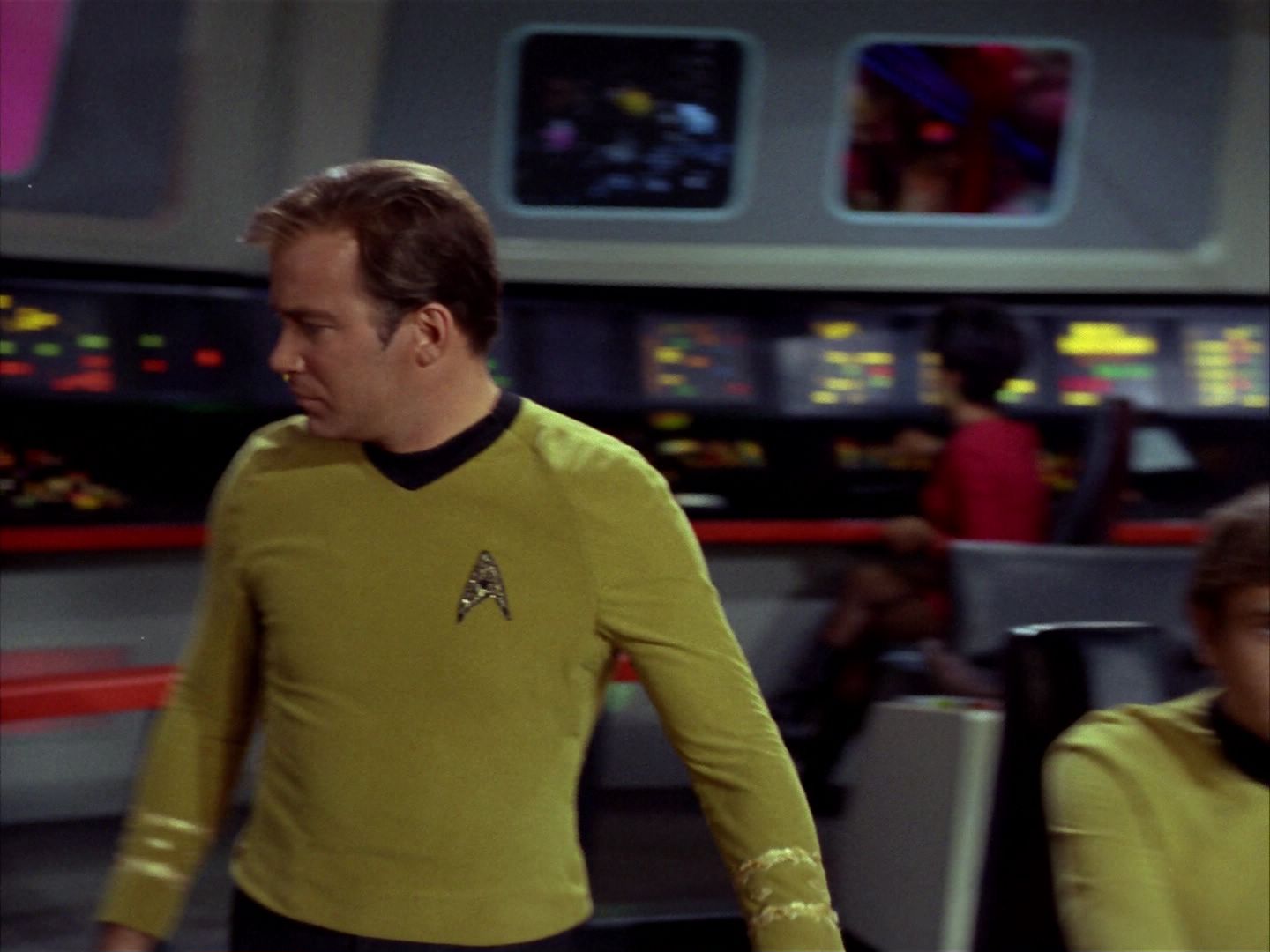 ariane179254_StarTrek_2x21_PatternsOfForce_0231.jpg