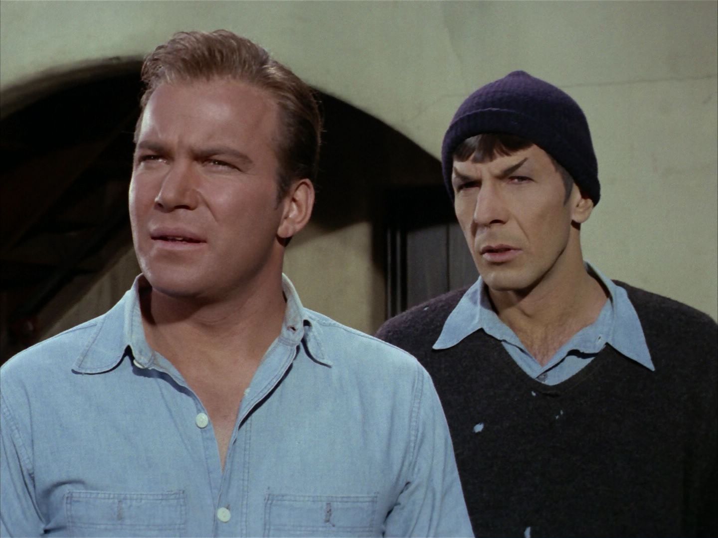 ariane179254_StarTrek_2x21_PatternsOfForce_0404.jpg